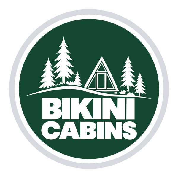 BikiniCabins · emblema circular oficial